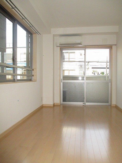 居室・リビング　※別室参考写真