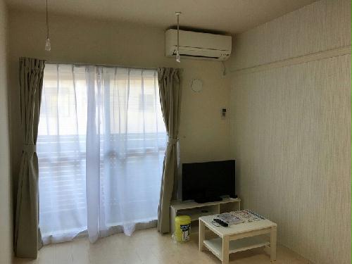 居室・リビング　部屋毎に間取りが異なる場合がございます。