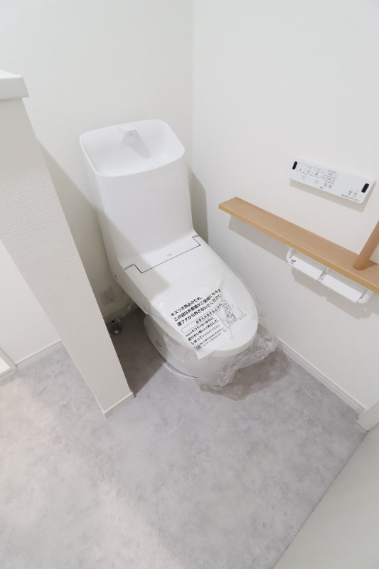 トイレ　図面と現状に相違がある場合には現状を優先