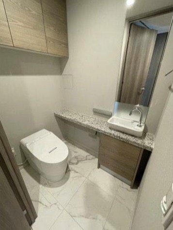 トイレ　別部屋参考写真