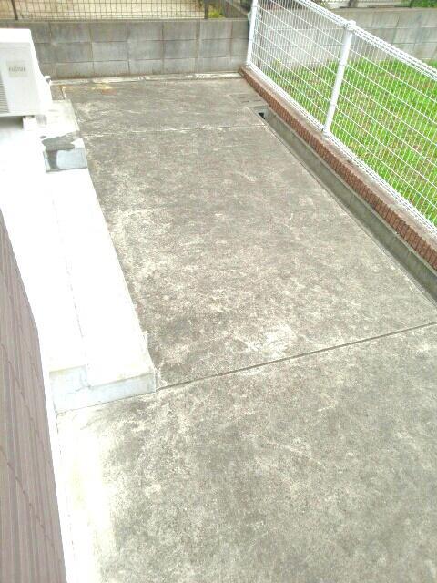 トイレ　専用庭