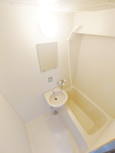 バス・シャワールーム　浴室