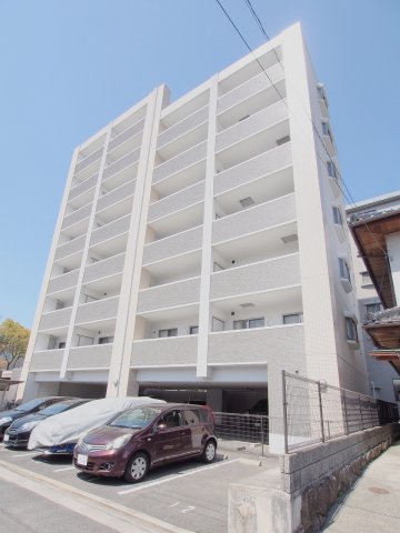 建物外観　※同じ間取りの別部屋のお写真です※