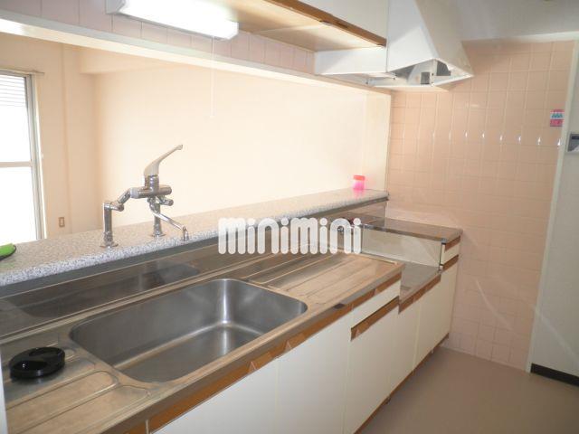 キッチン　キッチンが広く料理がはかどります。