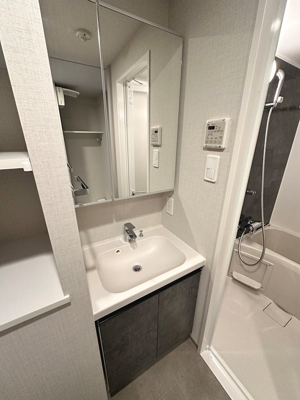洗面設備　※参考写真