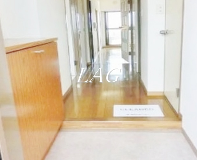 玄関　玄関です。