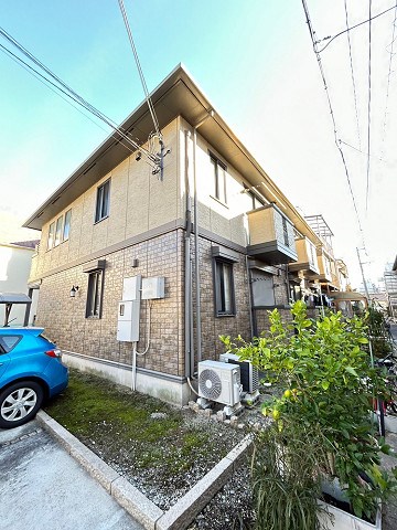 建物外観　外観は落ち着いています