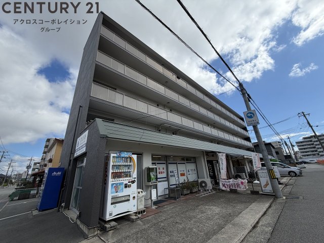 建物外観　スーパー徒歩圏内