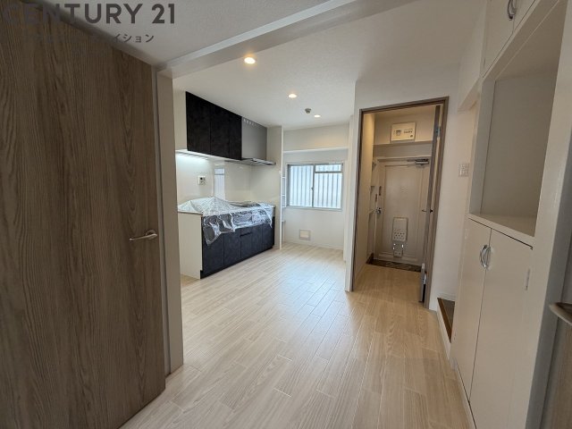 居室・リビング　明るいリビング