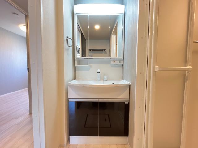 洗面設備　洗髪洗面化粧台