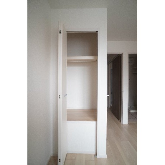 収納　洋室の収納