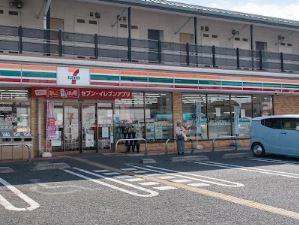 コンビニ　セブンイレブン 足立舎人2丁目店（コンビニ）まで186m