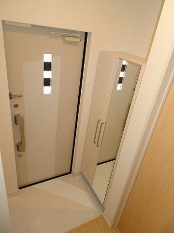玄関　シンプルで使いやすい玄関です