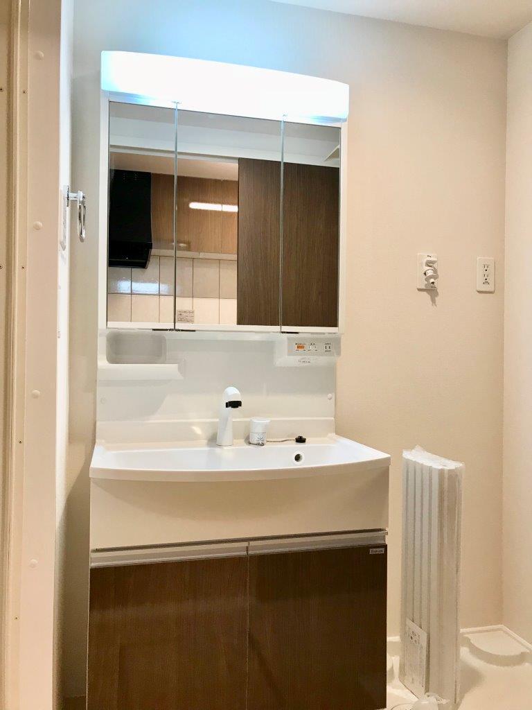 洗面設備　洗面所