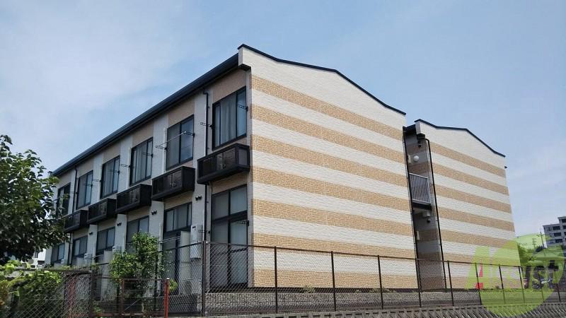 建物外観　２０２２年８月に外壁塗装いたしました。