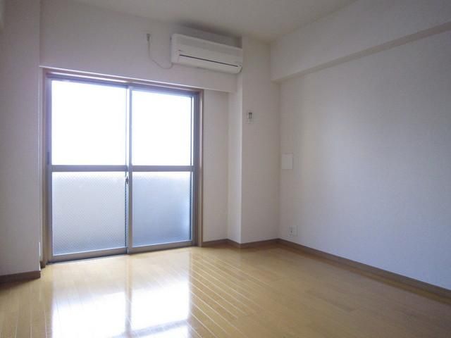 居室・リビング　開放感のある居室☆