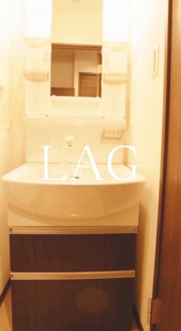 洗面設備　洗面台です。