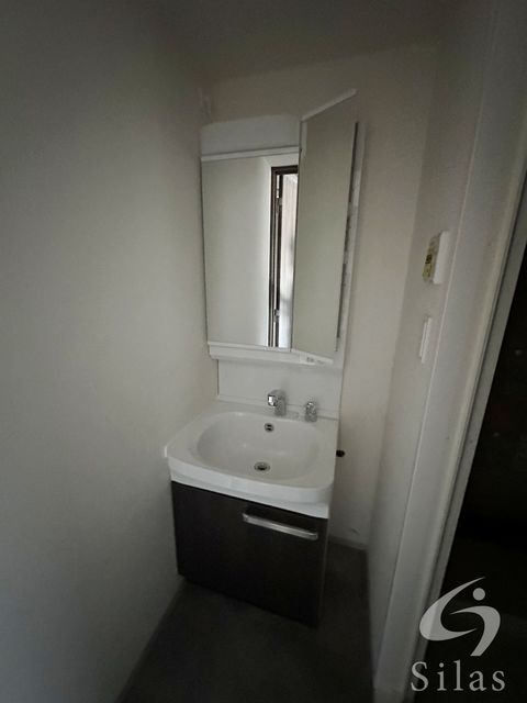 洗面設備　同仕様