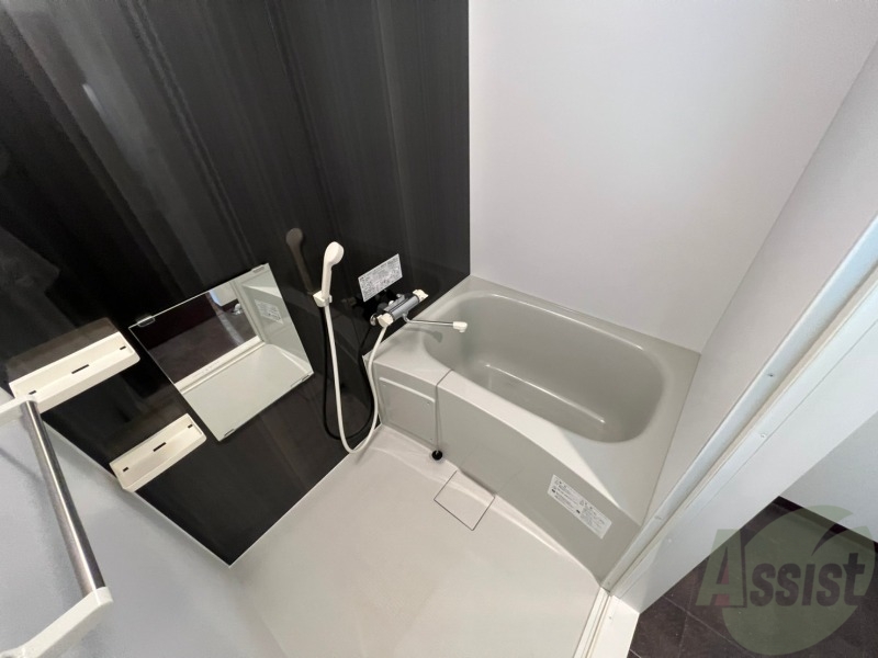 バス・シャワールーム　お風呂です。ゆっくりお風呂につかるのも体に良いですね～