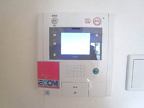 セキュリティ　安心のモニターホンですね