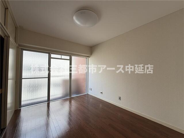 居室・リビング　貸マンション 品川区西大井５丁目