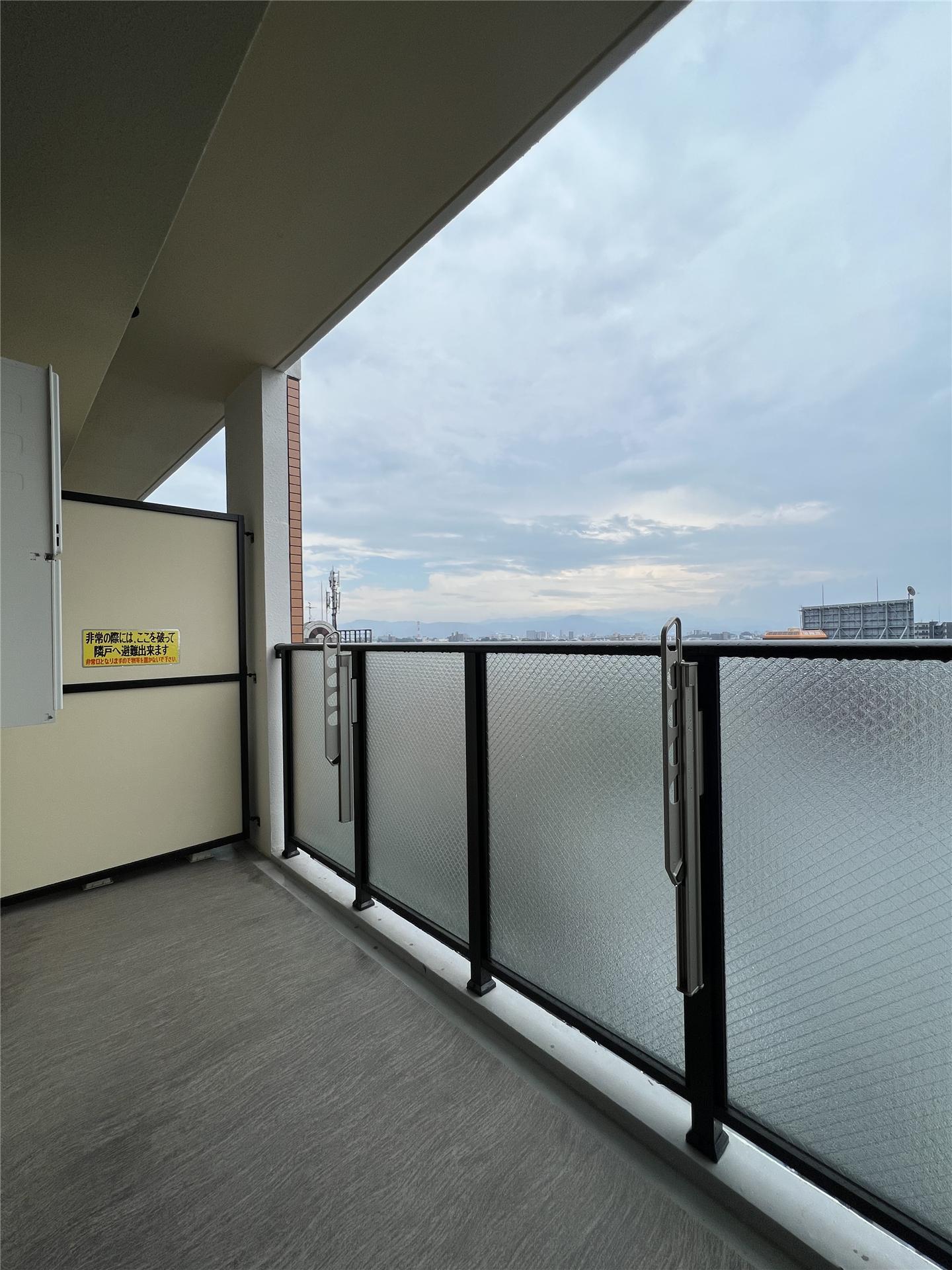 バルコニー　同タイプ別室の写真です。