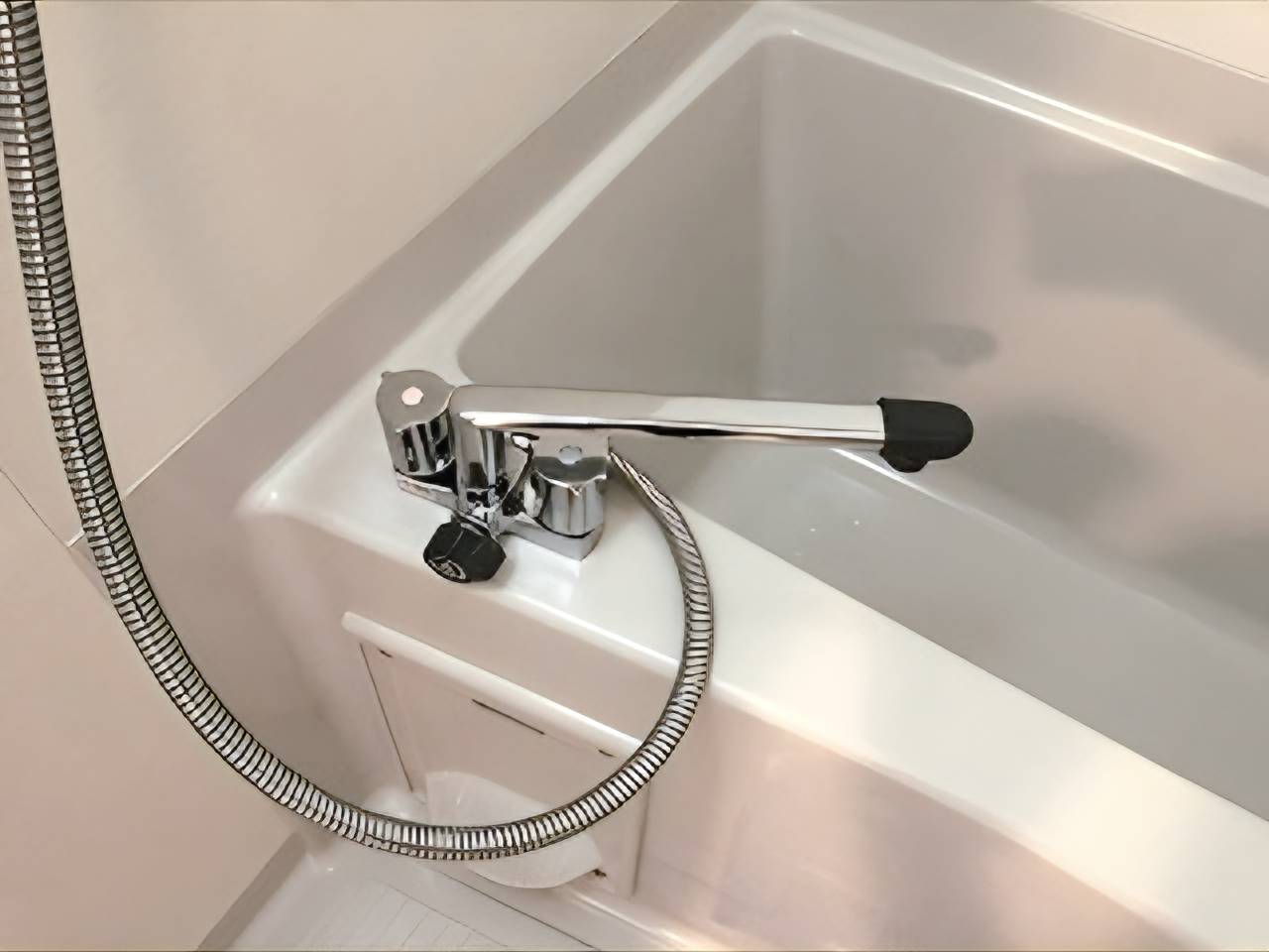 バス・シャワールーム　風呂