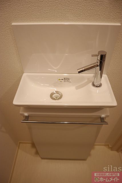 洗面設備　同メーカー・同型施工例。
