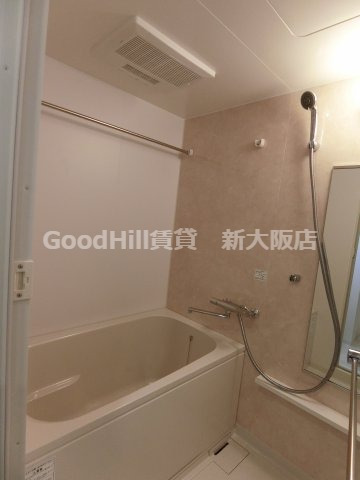 バス・シャワールーム　STORM