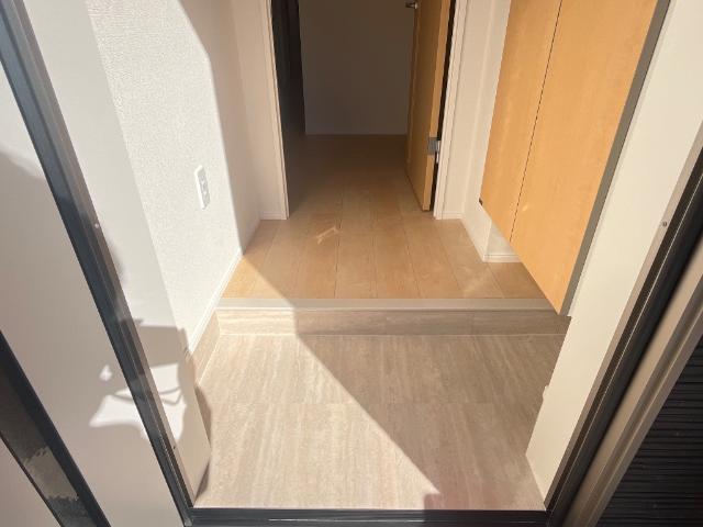 玄関　玄関（イメージ）