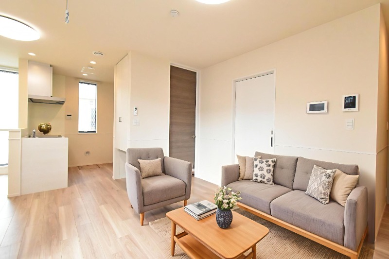 居室・リビング　ＣＧ画像の為実際は家具・家電の設置無し。