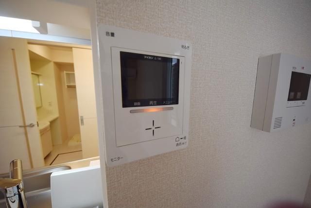 セキュリティ　ＴＶモニター付きインターホンです。