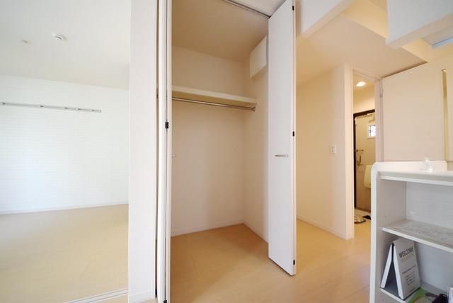 収納　沢山入る大きなクローゼットです。