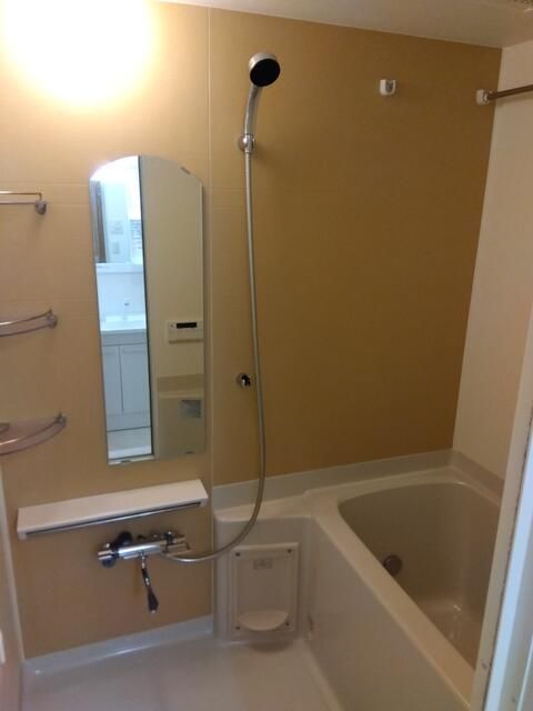 バス・シャワールーム　別号室参考写真です