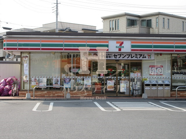 コンビニ　セブンイレブン戸田駅西口店（コンビニ）まで115m
