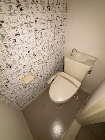 トイレ　別部屋参考画像です。