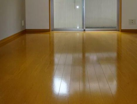 その他部屋・スペース　６帖の洋室でゆったりくつろげます。