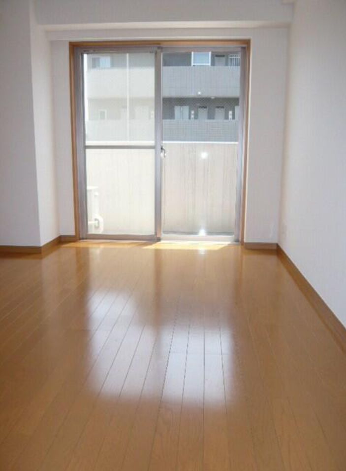 居室・リビング　お掃除がしやすいフローリングのお部屋☆