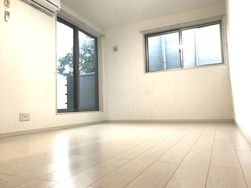 居室・リビング　Ｇｌａｎｚ小石川　文京区小石川3