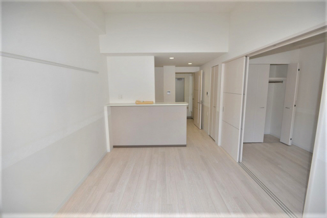 居室・リビング　同マンションの他のタイプのお部屋の写真です