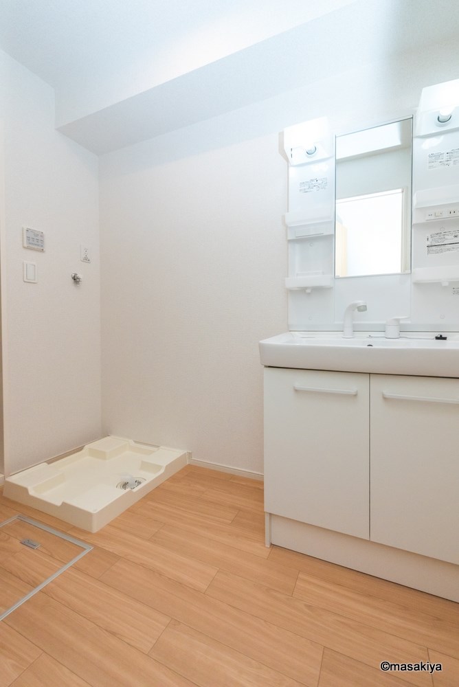 洗面設備　洗面・脱衣　シャンプードレッサー付