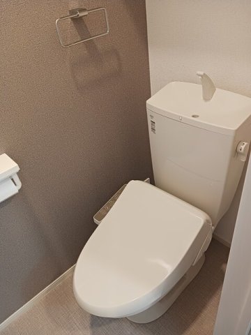 トイレ　コンパクトで使いやすいトイレです