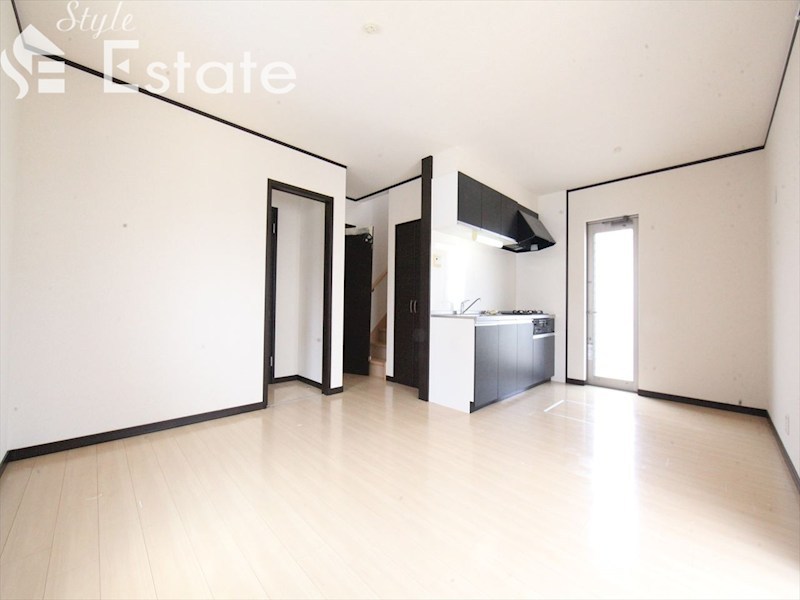 居室・リビング　内装