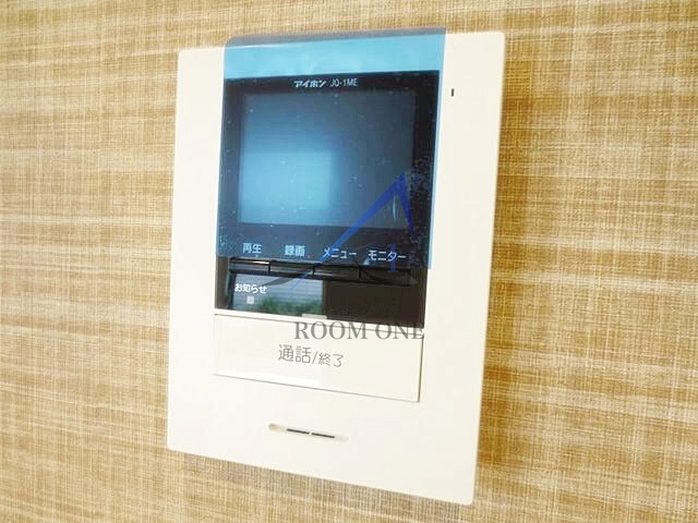 セキュリティ　モニター付きインターホンです。