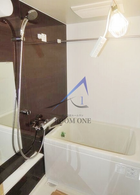 バス・シャワールーム　お風呂です。