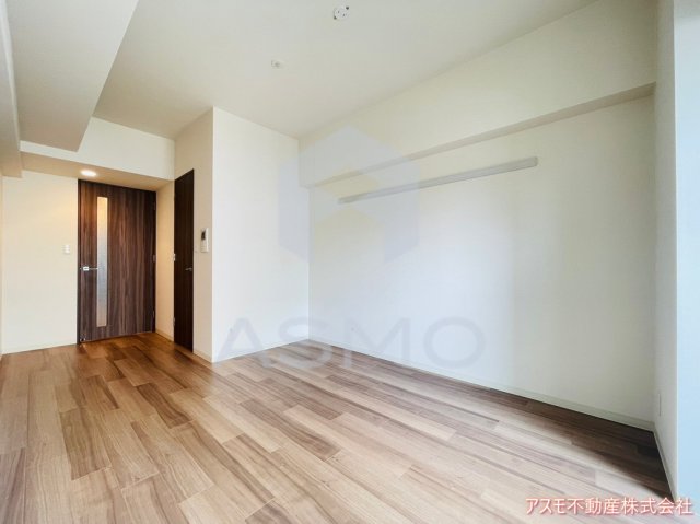 居室・リビング　同マンション別部屋参考写真