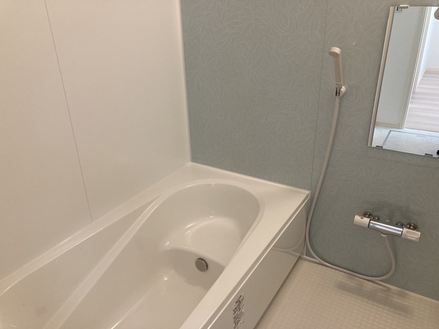 バス・シャワールーム　ゆったり過ごせるお風呂です