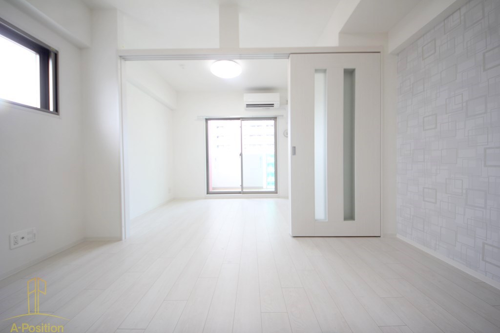 居室・リビング　プライマル南森町