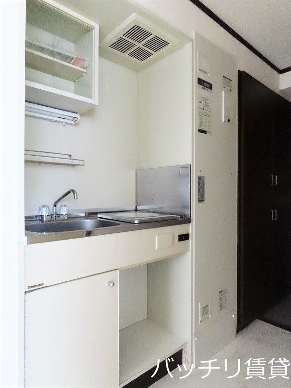 キッチン　＊画像は別部屋のためイメージ、現状優先いたします