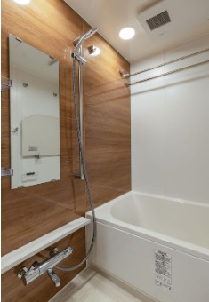 バス・シャワールーム　バス